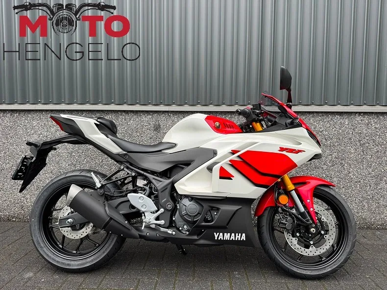 Yamaha YZF-R3 (2026) — foto 1