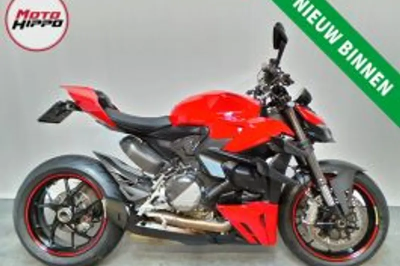 Ducati Streetfighter V2 (2022)