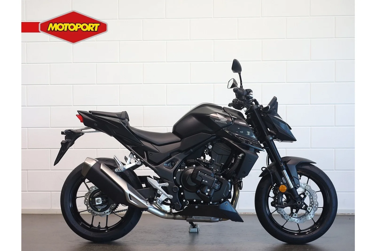 Honda CB 750 Hornet (2027) — foto 1