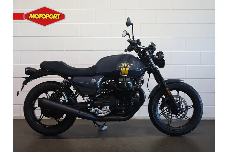 Moto Guzzi V 7 Stone (2026)