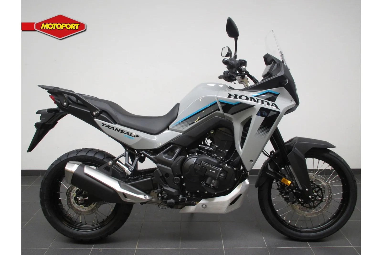 Honda XL 750 Transalp E Clutch (2026) — foto 1