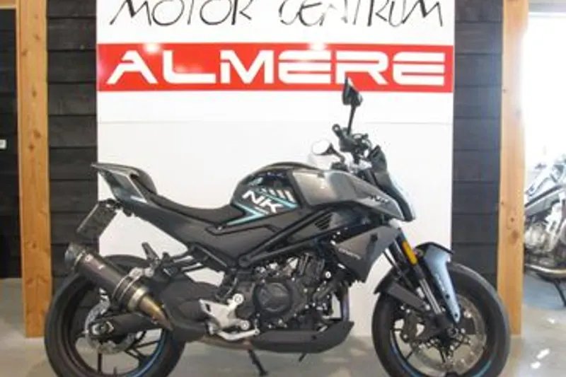 CFMoto 450 NK (2024)