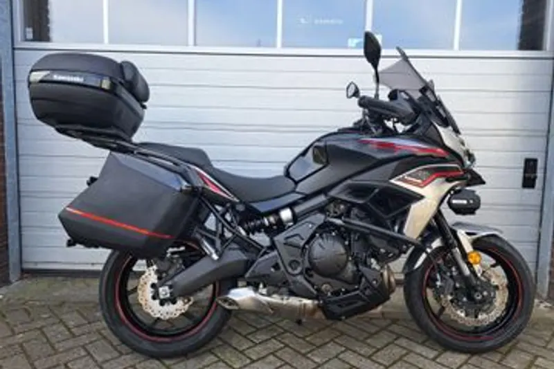 Kawasaki Versys 650 (2022)