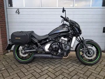 Kawasaki Vulcan S (2015) — foto 1
