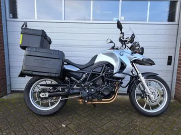 BMW F 650 GS (2009) — foto 1