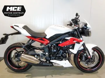 Triumph Street Triple 675 R (2014) — foto 1