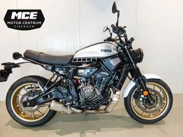 Yamaha XSR 700 (2025) — foto 1
