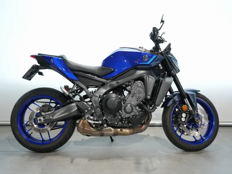 Yamaha MT-09 (2025) — foto 1