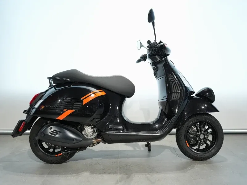 Vespa GTV 300 (2025) — foto 1
