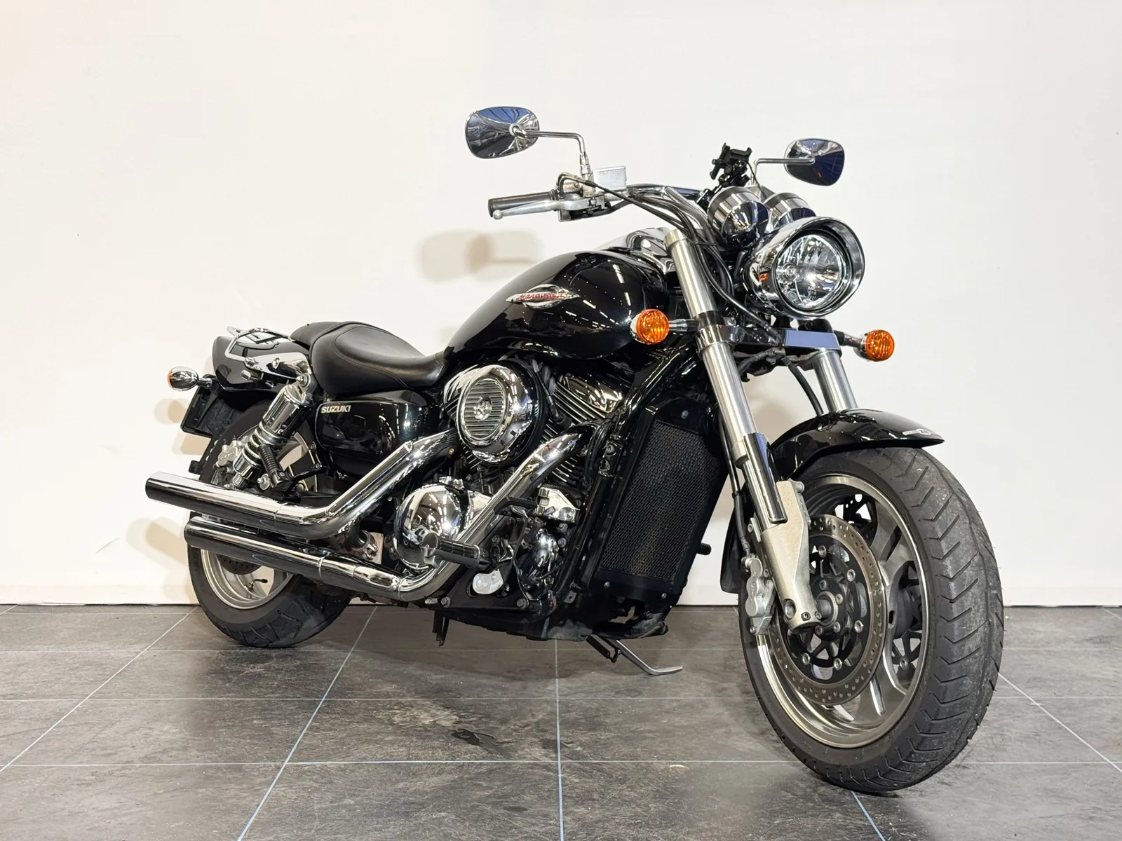 Suzuki Vz 1600 marauder (2004) — foto 1