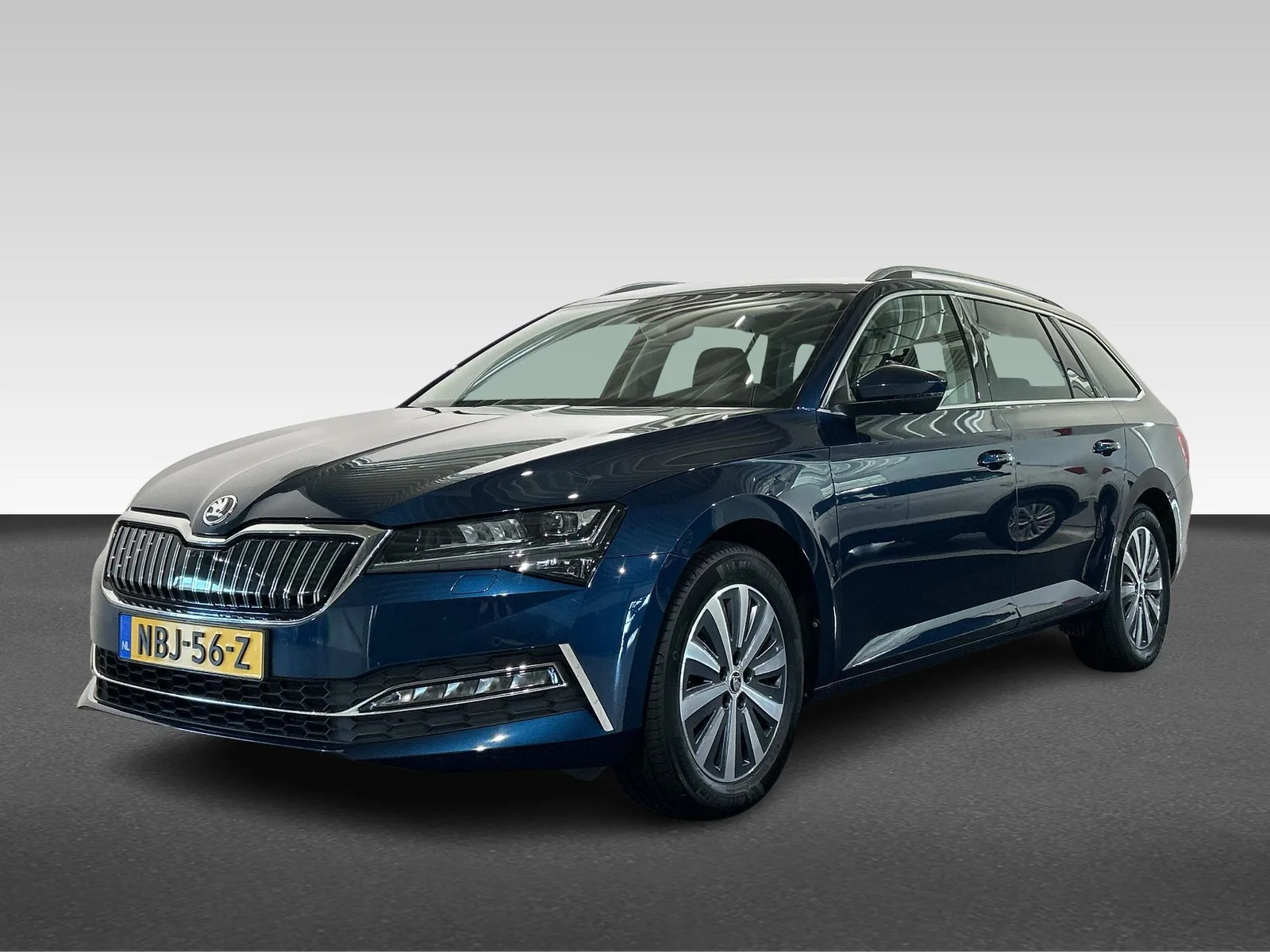 Škoda Superb (2024) — foto 1
