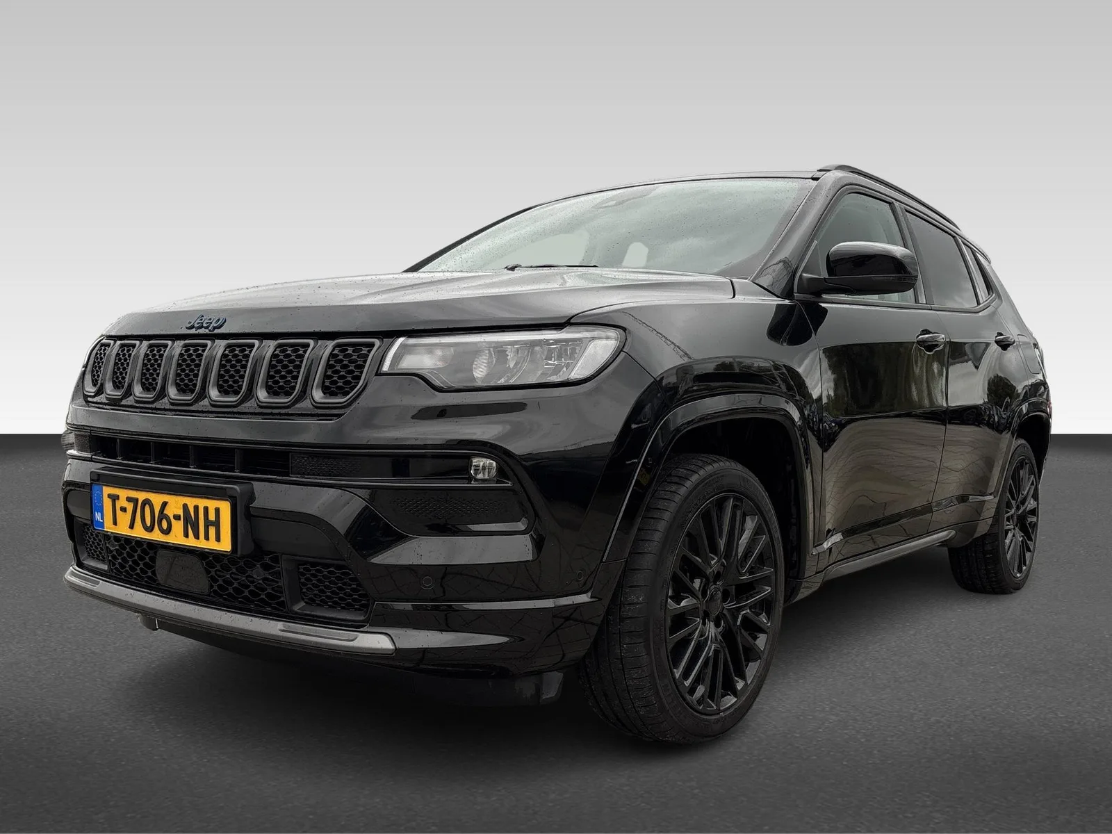 Jeep Compass (2023) — foto 1