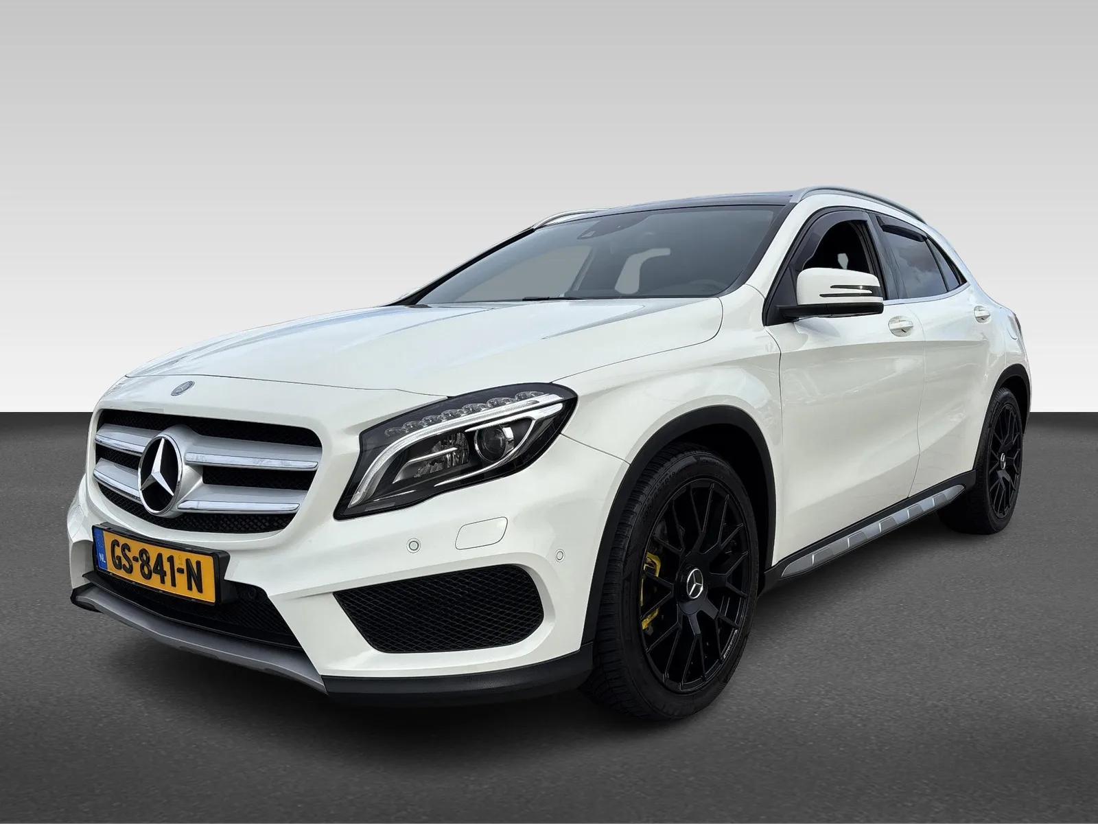 Mercedes-Benz GLA-Klasse (2014) — foto 1