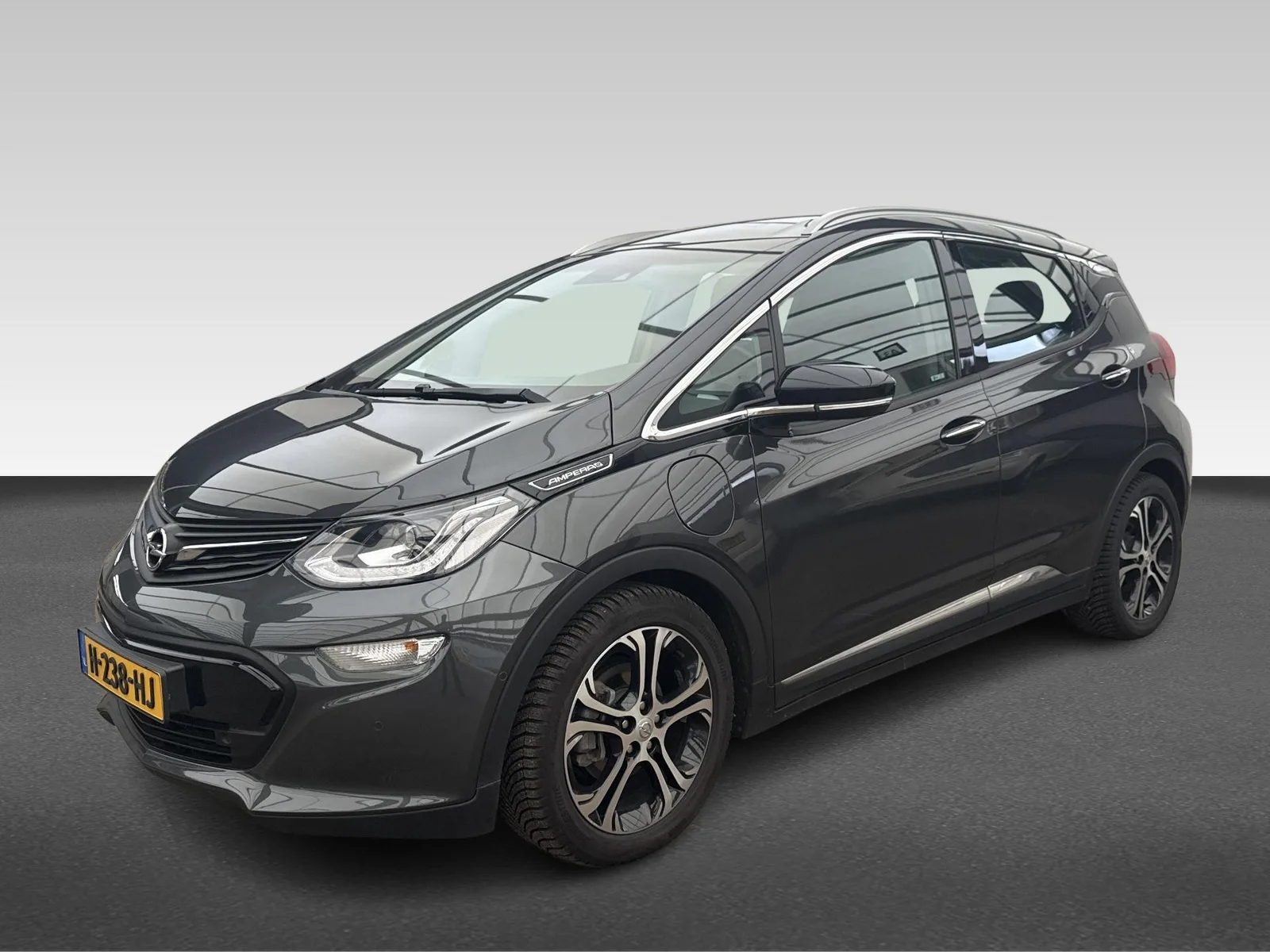 Opel Ampera-e (2020) — foto 1