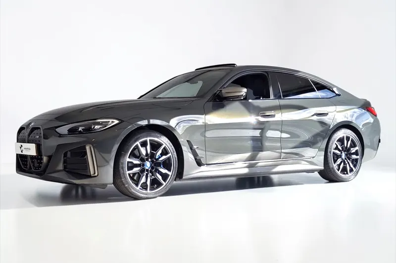 BMW i4 (2022)