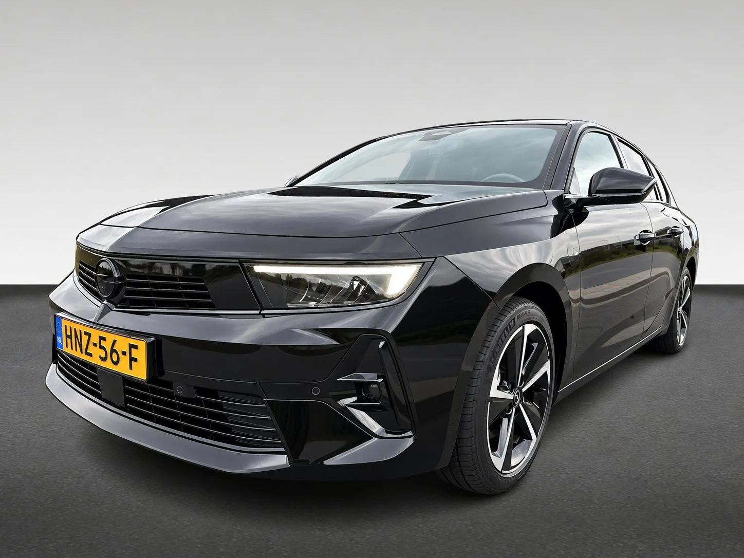 Opel Astra (2025) — foto 1