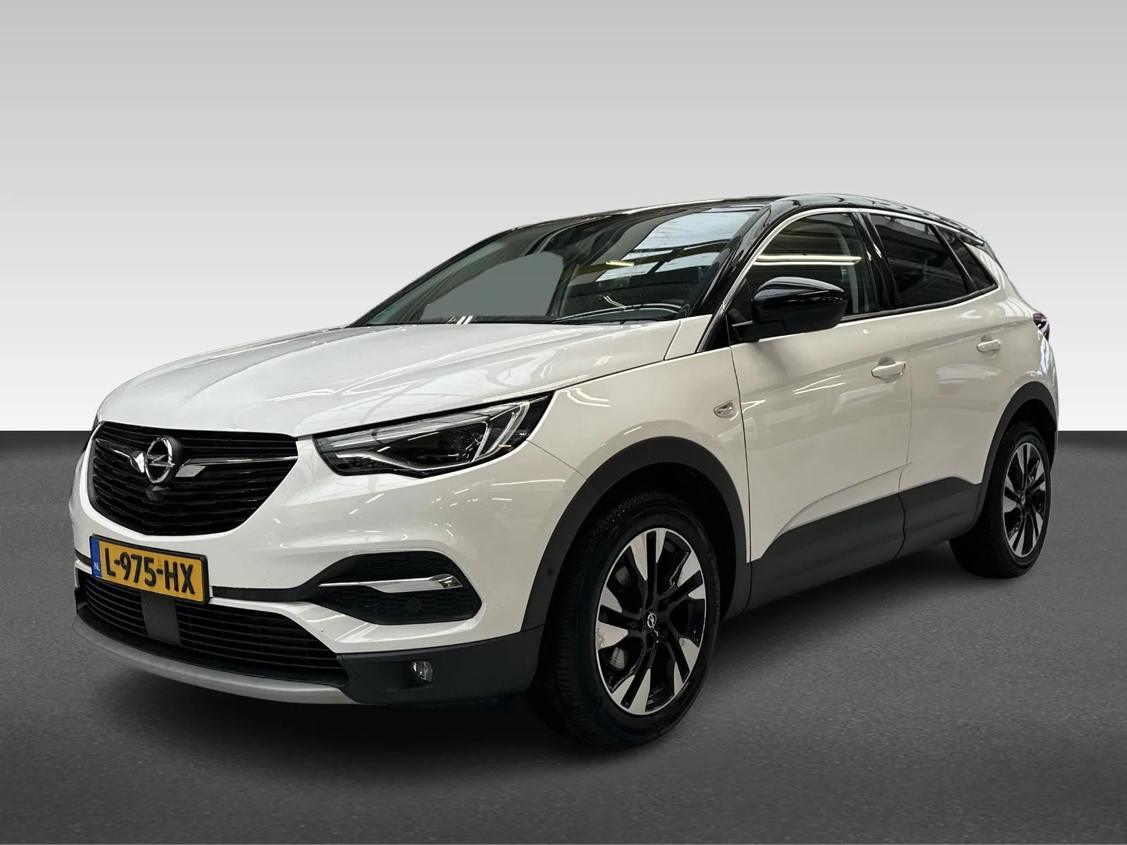 Opel Grandland (2021) — foto 1
