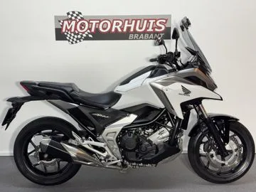 Honda NC 750 X (2021) — foto 1