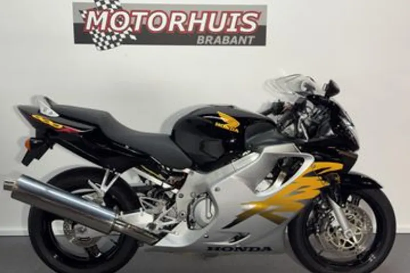 Honda CBR 600 F (1999)