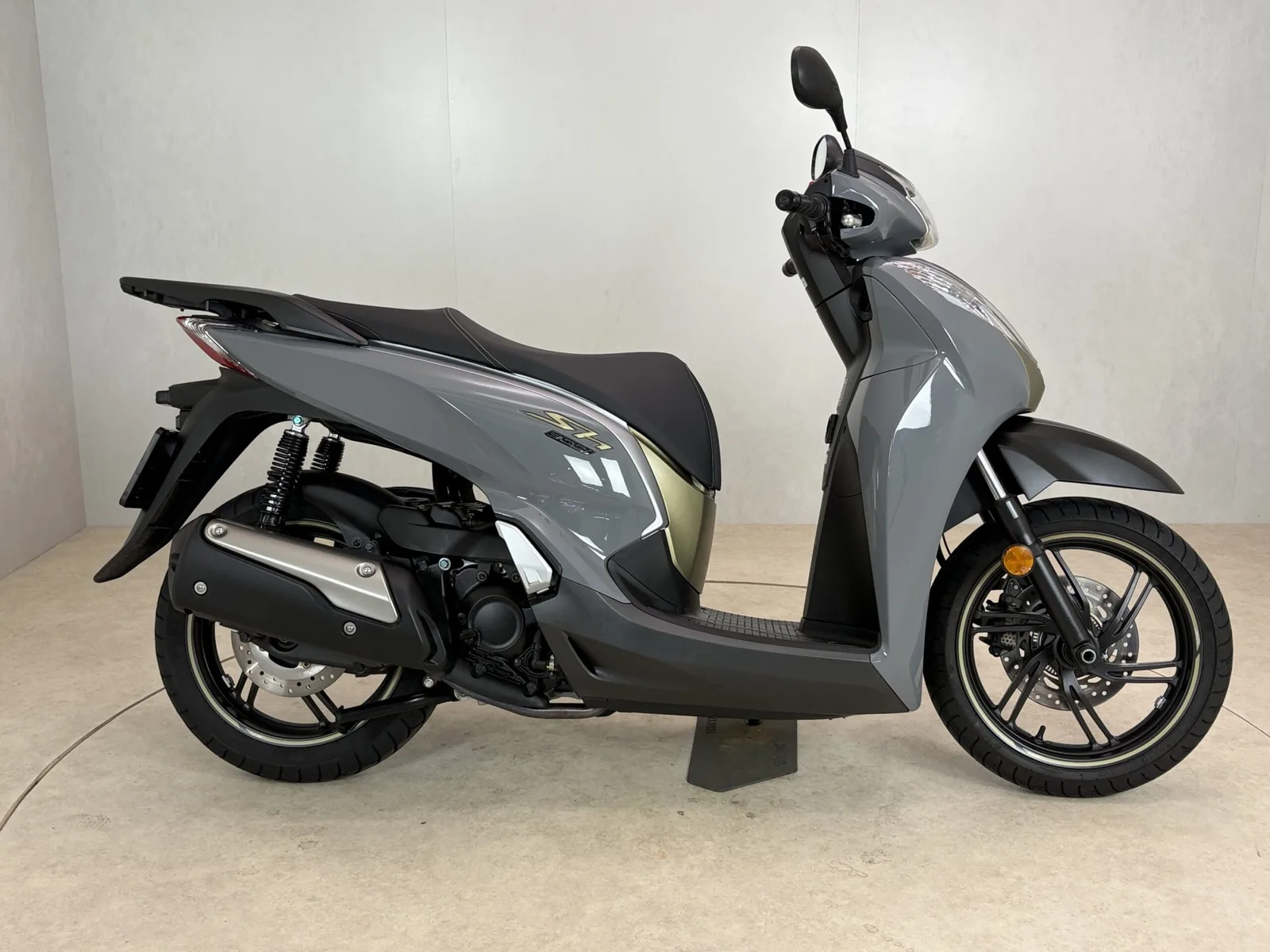 Honda SH 300i (2019) — foto 1