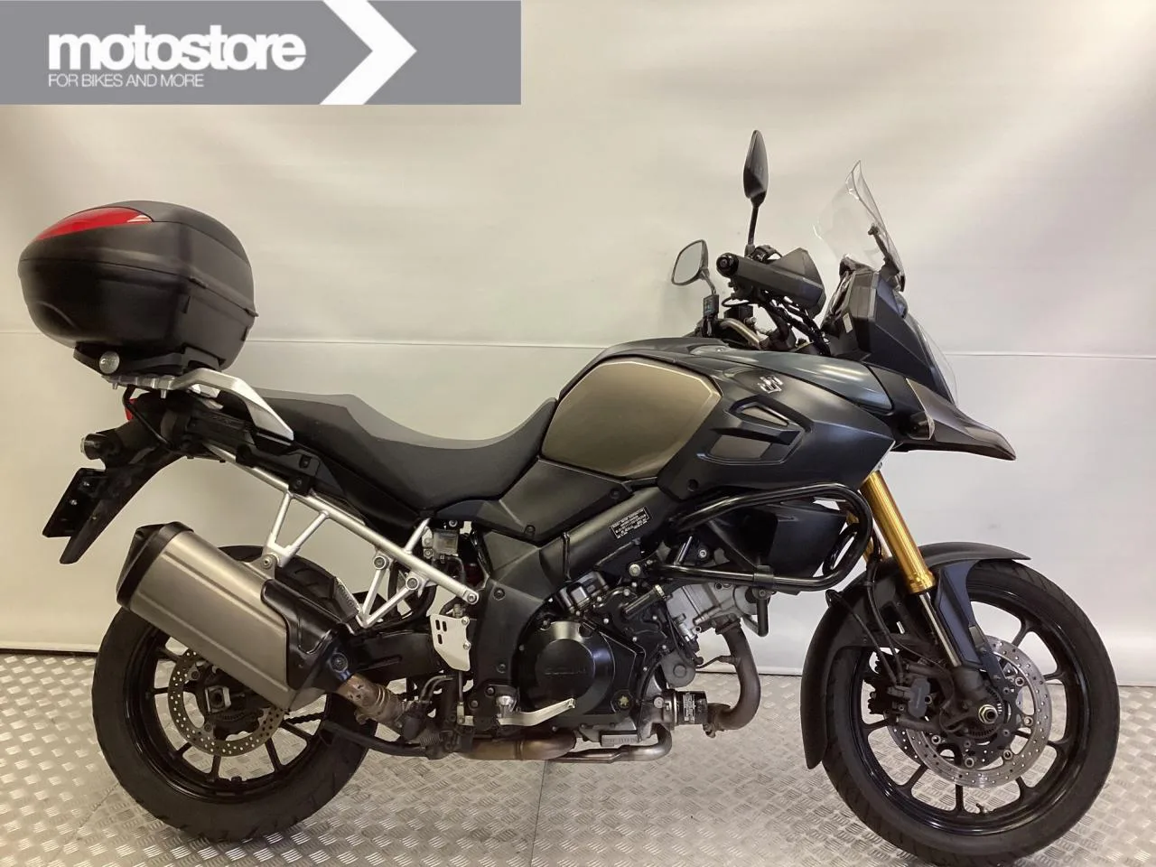 Suzuki V-Strom 1000 (2015) — foto 1