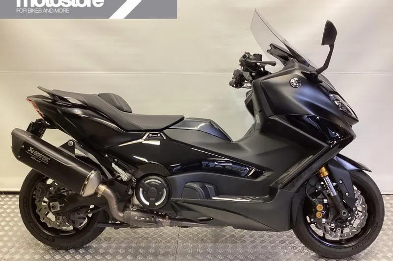 Yamaha TMAX 560 (2023)