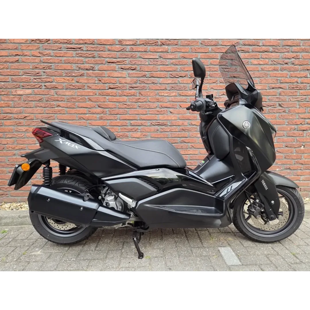 Yamaha XMAX 300 (2024) — foto 1