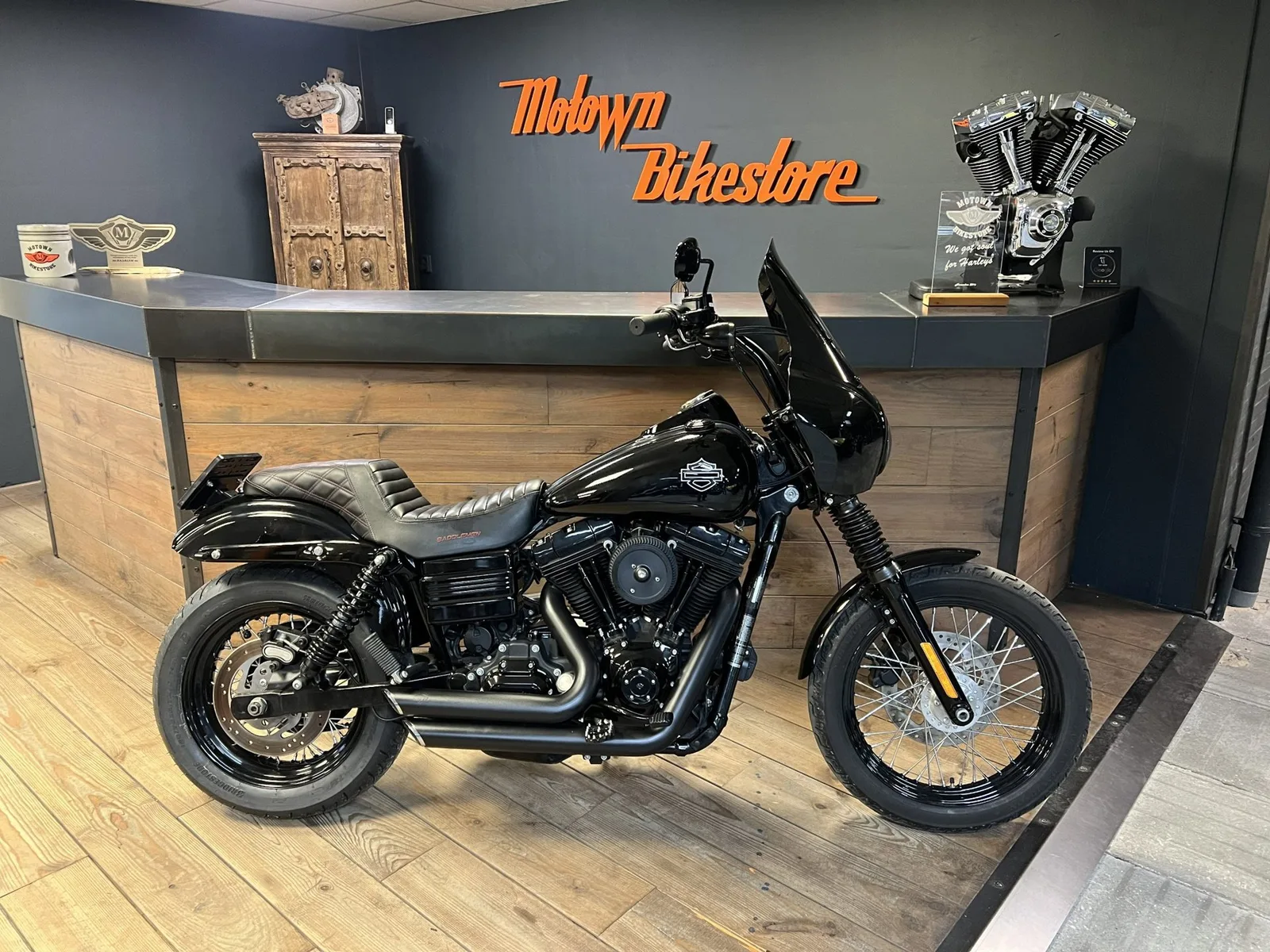 Harley-Davidson Street Bob (2009) — foto 1