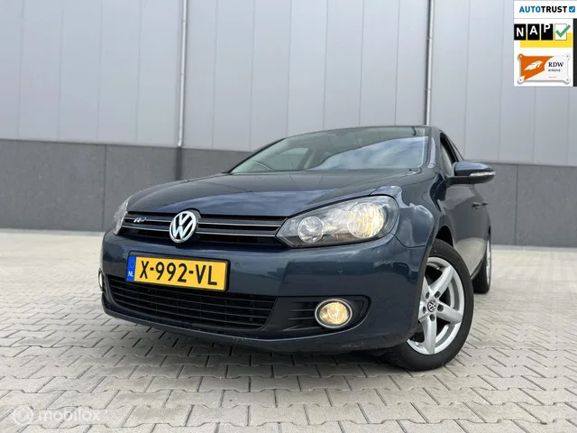 Volkswagen Golf (2009) — foto 1