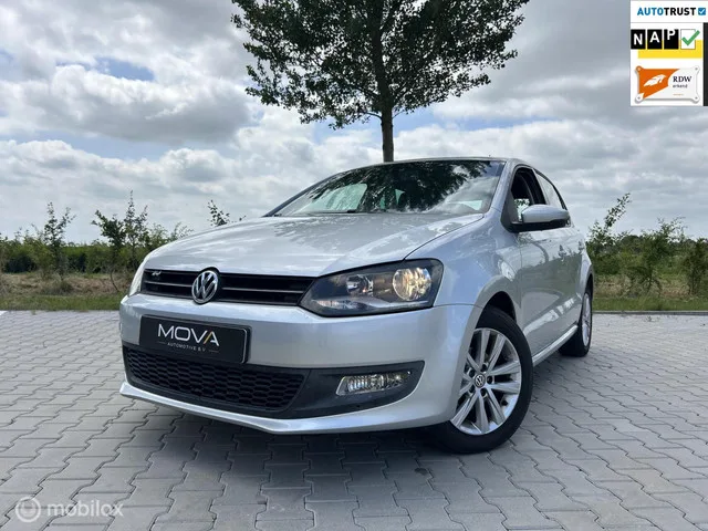 Volkswagen Polo (2010) — foto 1