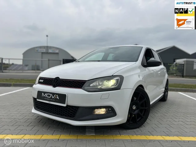 Volkswagen Polo (2010) — foto 1