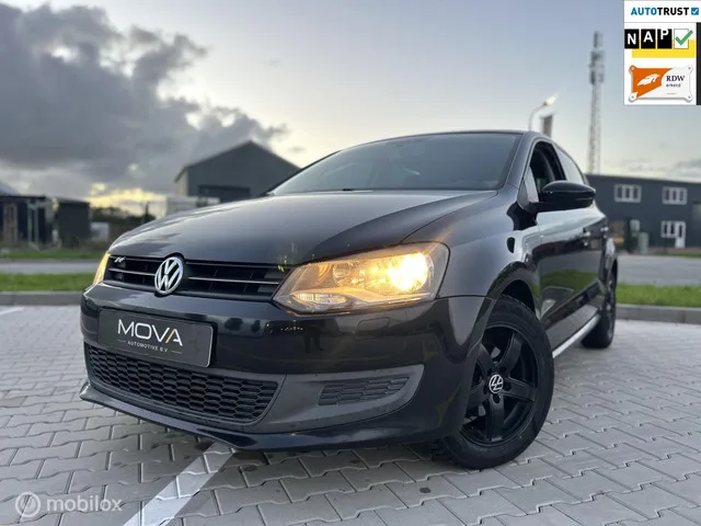 Volkswagen Polo (2009) — foto 1