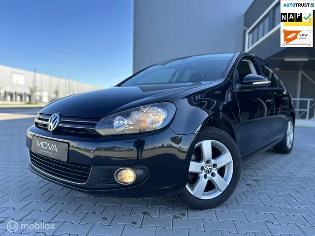 Volkswagen Golf (2011) — foto 1