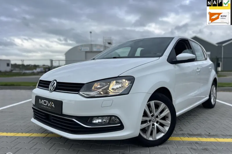 Volkswagen Polo (2015)
