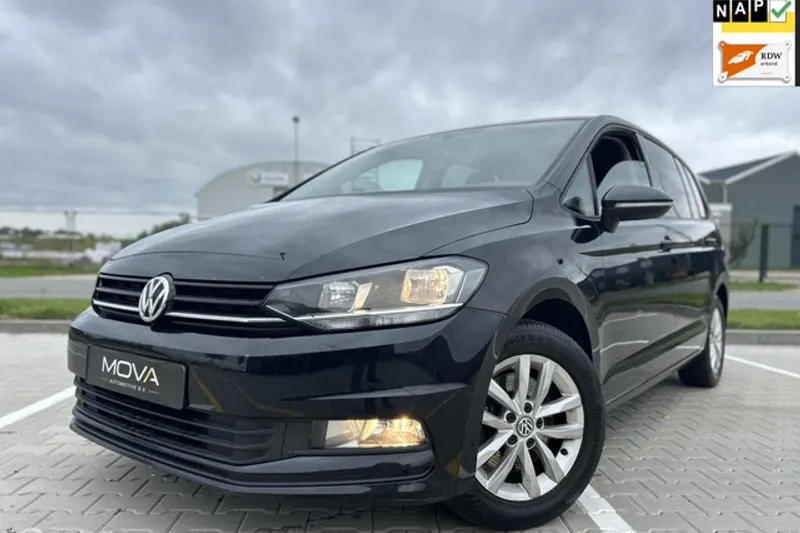 Volkswagen Touran (2015)