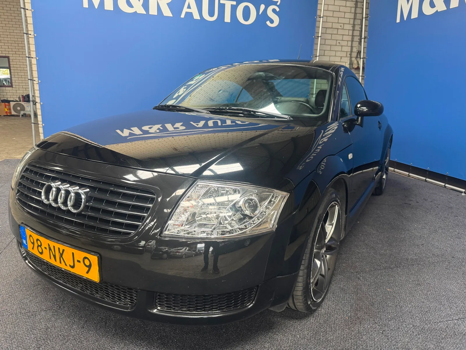 Audi TT (2002) — foto 1