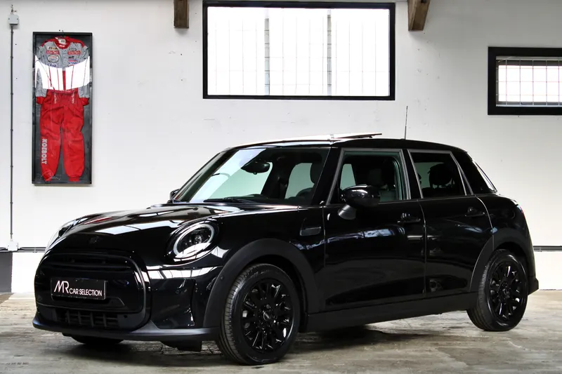 MINI Cooper (2022)