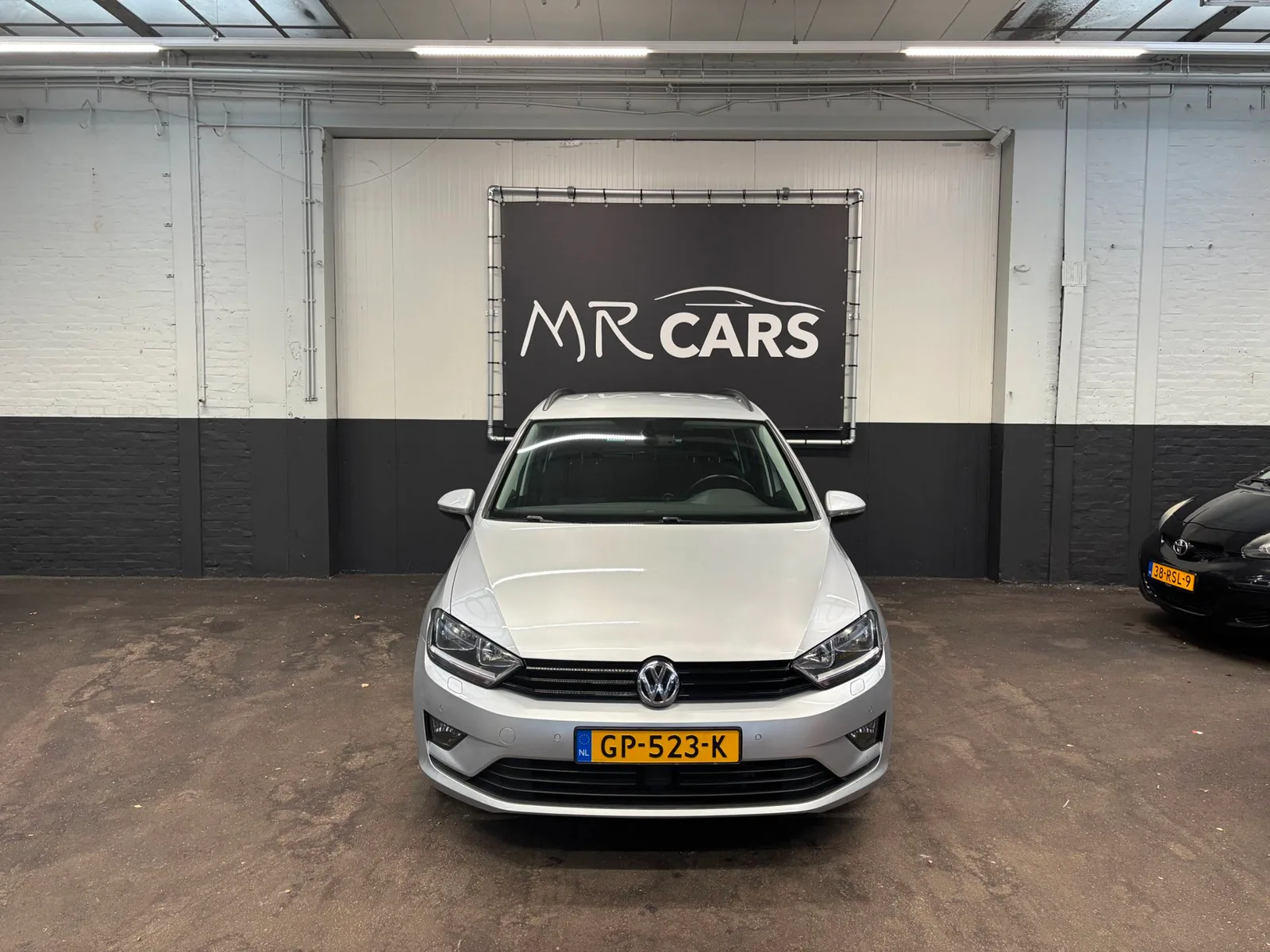 Volkswagen Golf Sportsvan (2015) — foto 1