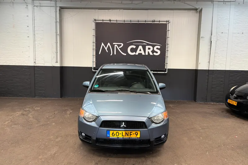 Mitsubishi Colt (2010)
