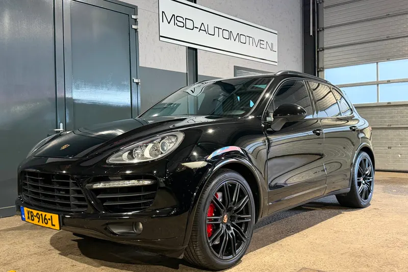 Porsche Cayenne (2012)