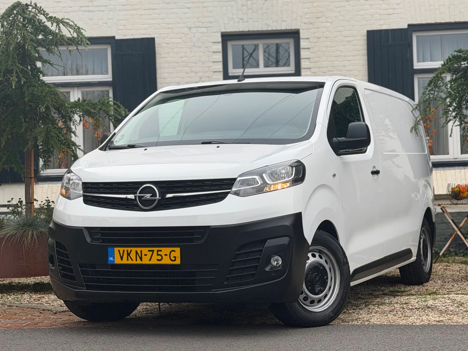 Opel Vivaro (2021) — foto 1