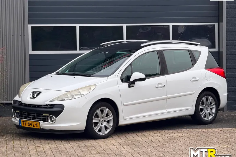Peugeot 207 (2008)