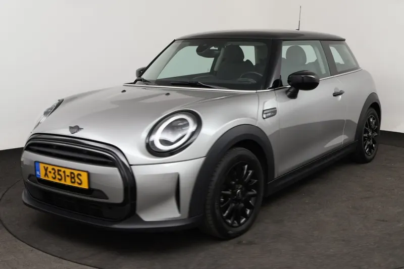 MINI Cooper (2023)