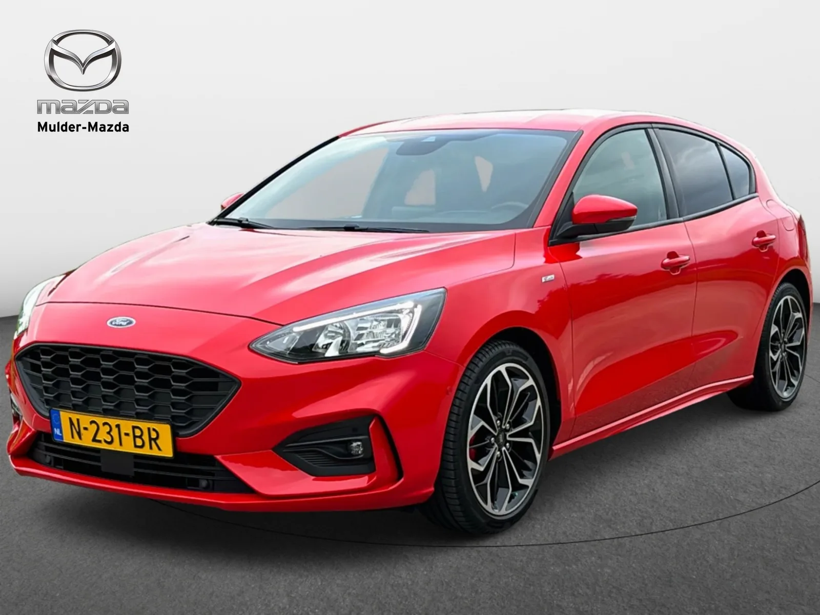 Ford Focus (2021) — foto 1