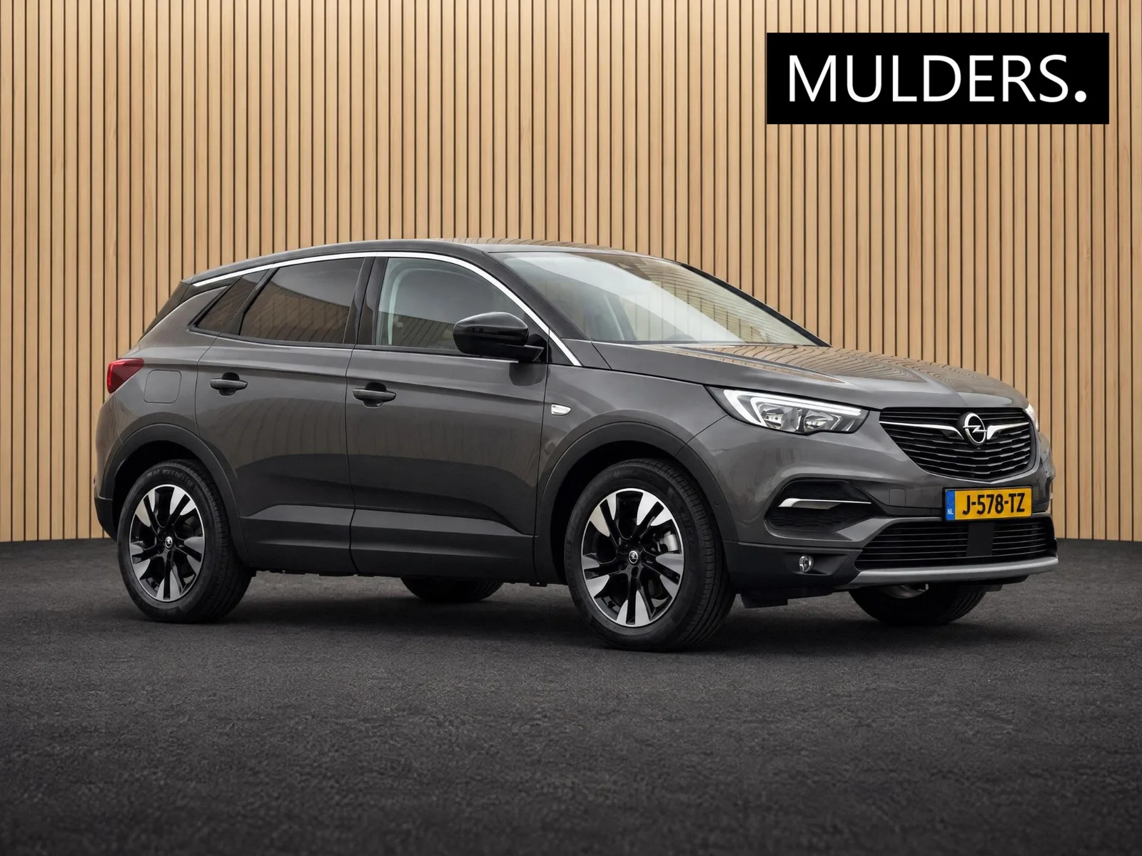 Opel Grandland (2019) — foto 1