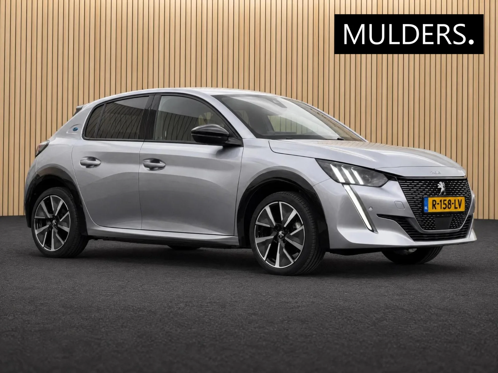 Peugeot e-208 (2020) — foto 1