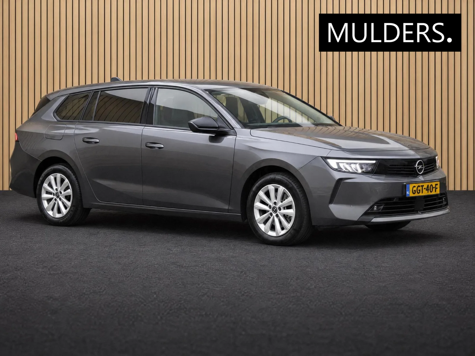 Opel Astra (2024) — foto 1