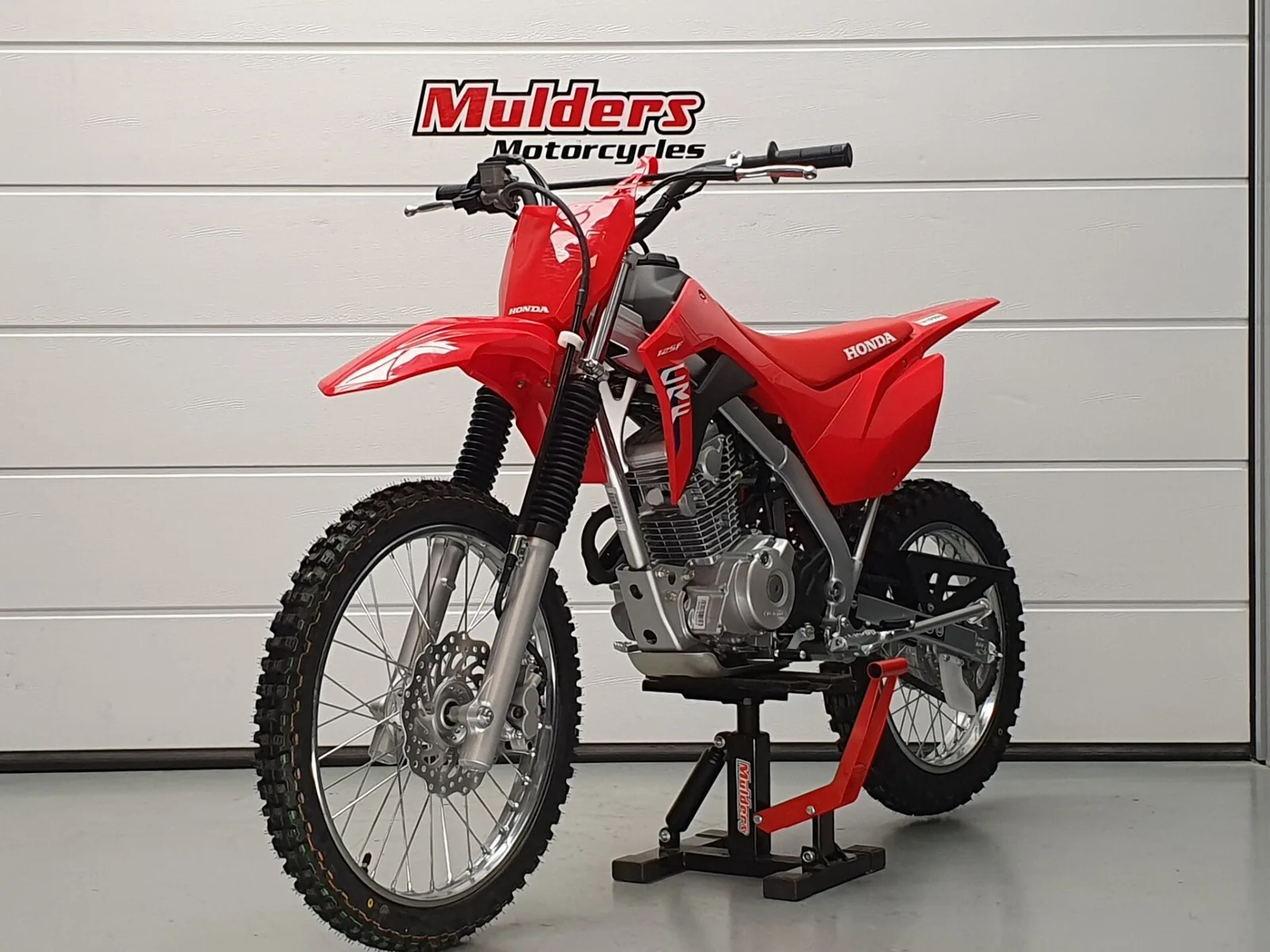 Honda CRF 125 F (2025) — foto 1