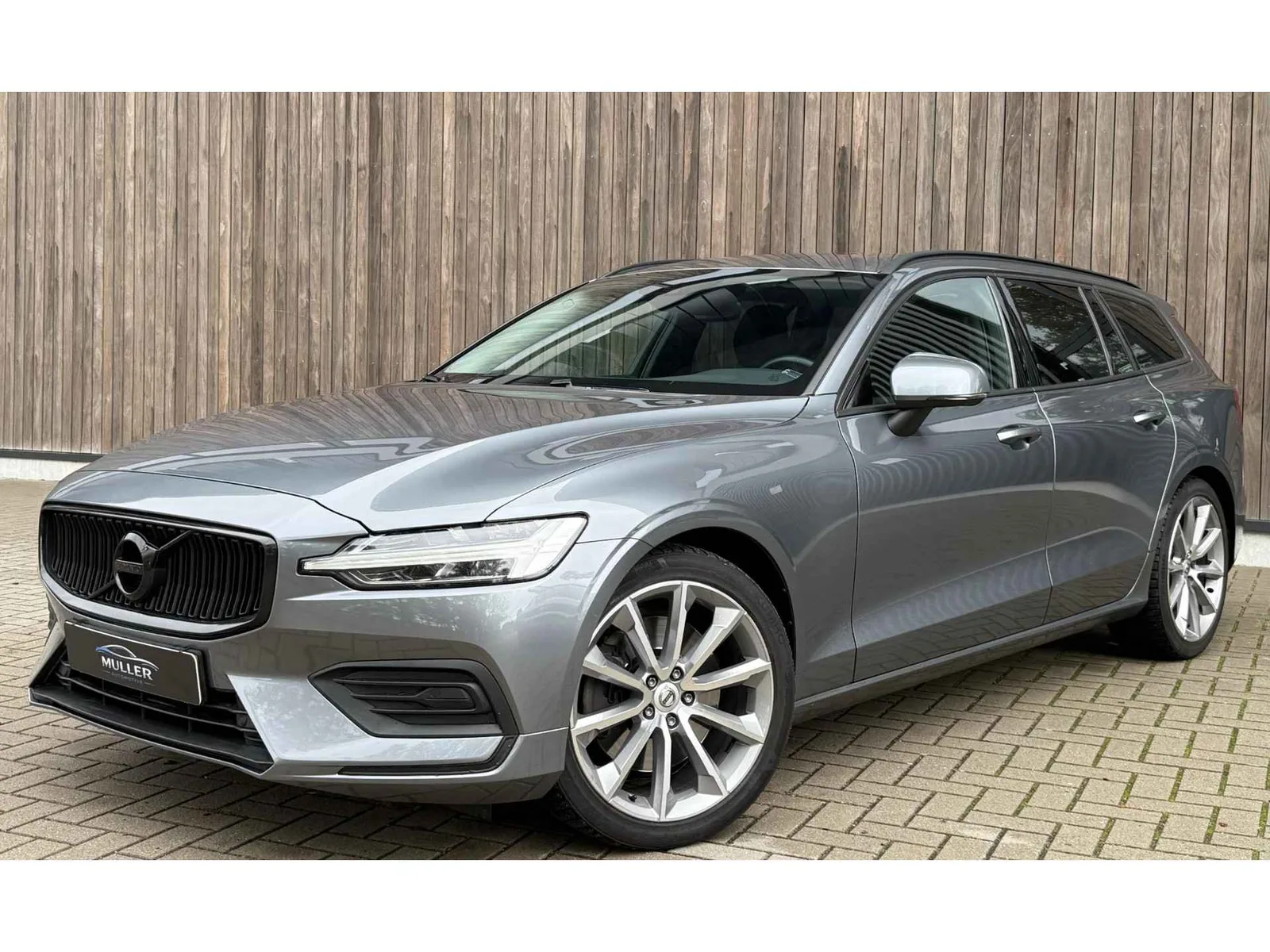 Volvo V60 (2019) — foto 1