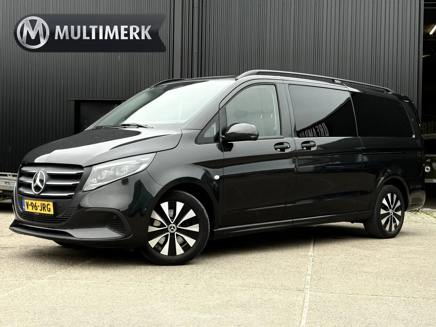 Mercedes-Benz Vito (2024) — foto 1